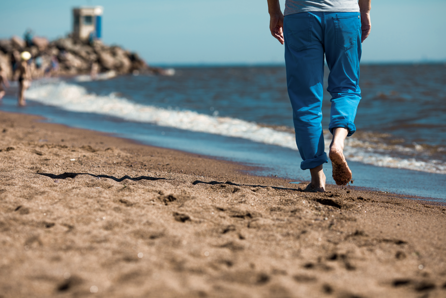 Regenerative Medicine Spotlight: How PRP & Stem Cell Support Foot & Ankle Healing